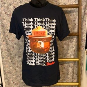 ♥️SOLD❤️ NWT Smokey The Bear shirt